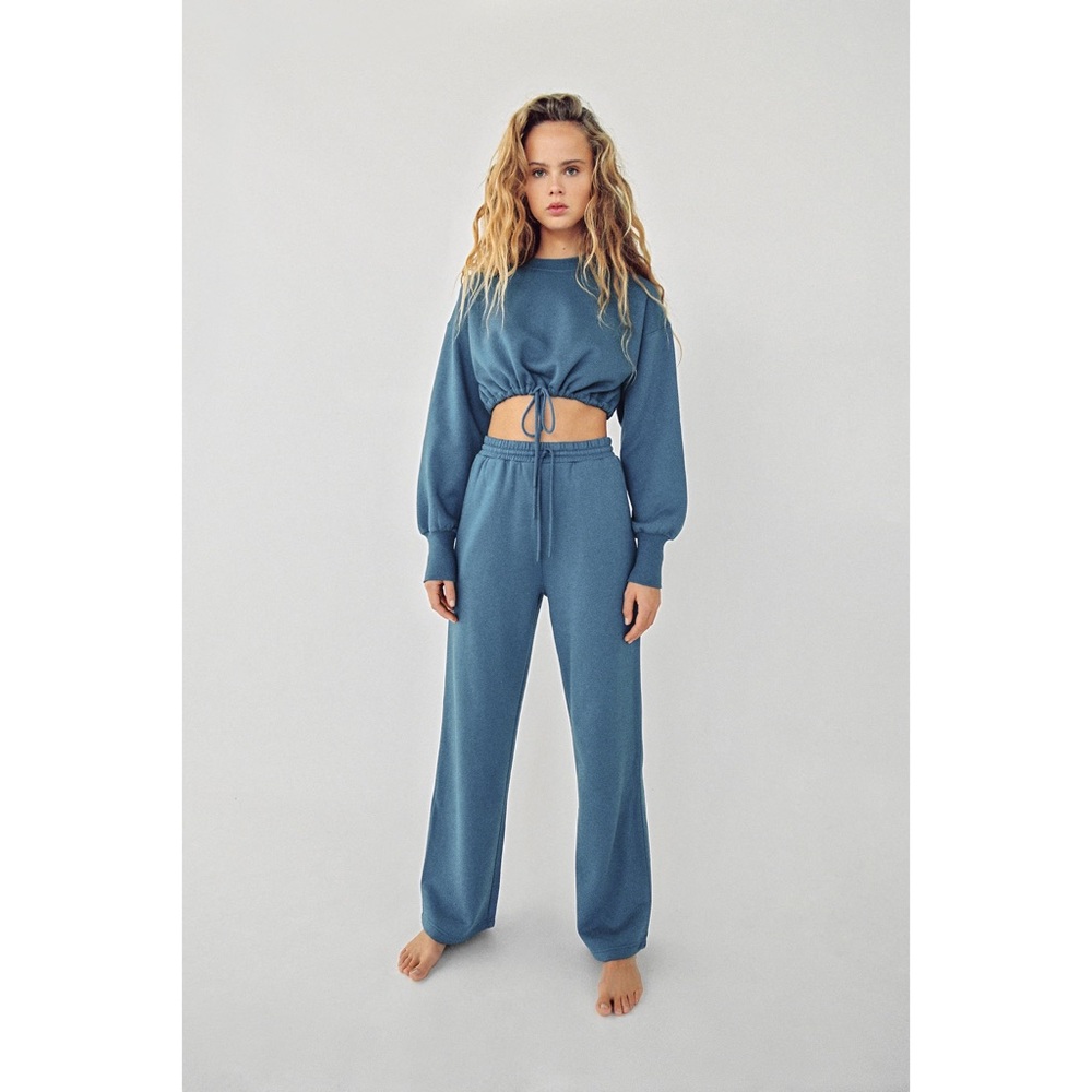 ZARA LIMITLESS CONTOUR COLLECTION WIDE LEG JOGGER
PANTS - Picture 2 of 15